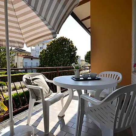Precious Three-room Flat 650m From The 3* Bibione